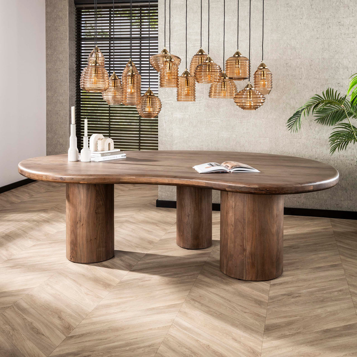 Eettafel Sculpture Organisch gevormd | Massief acacia brown