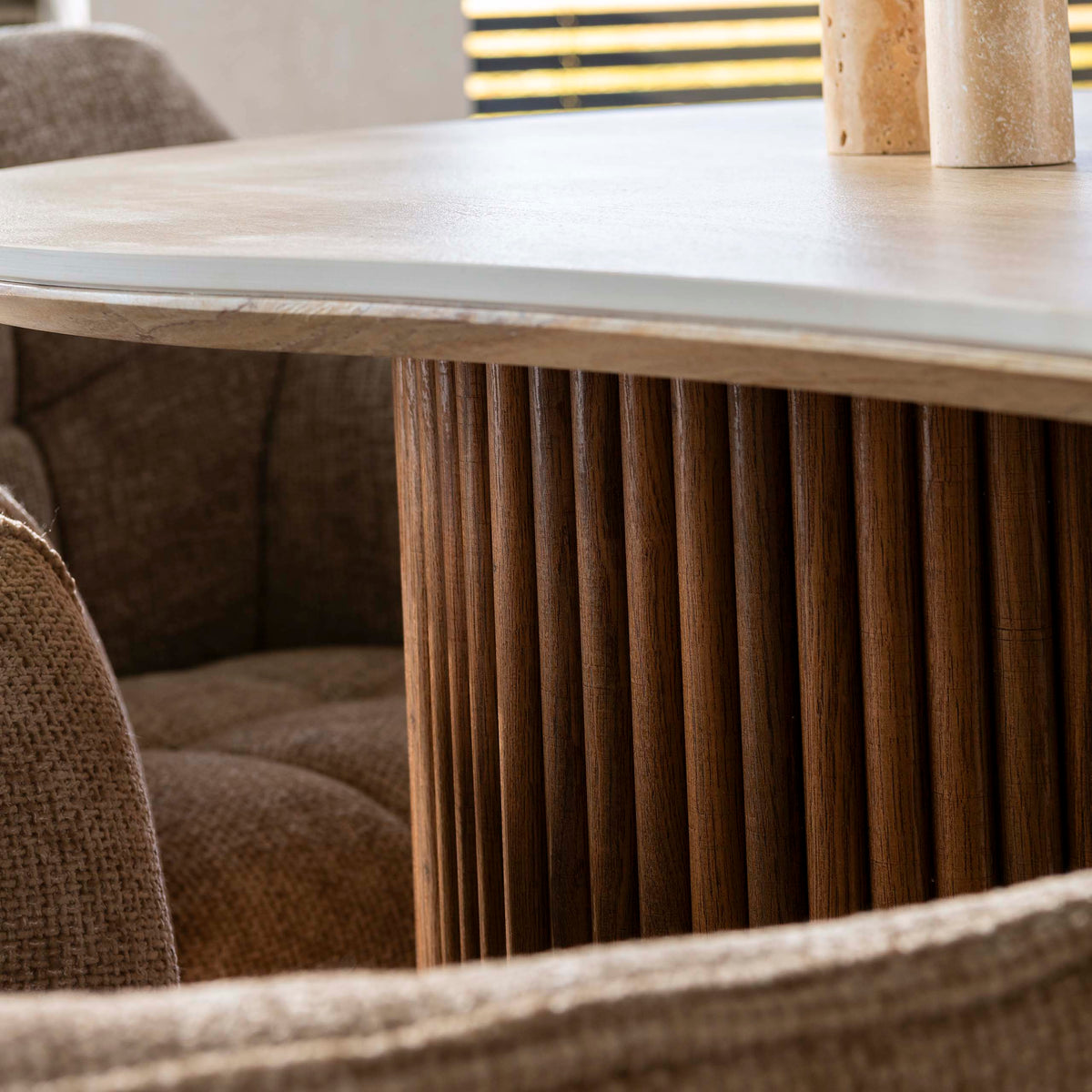 Eettafel Romano Niervormig | 3D keramiek travertin