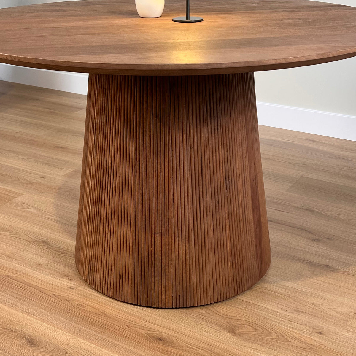 Eettafel Mokka Rond | Lichtbruin