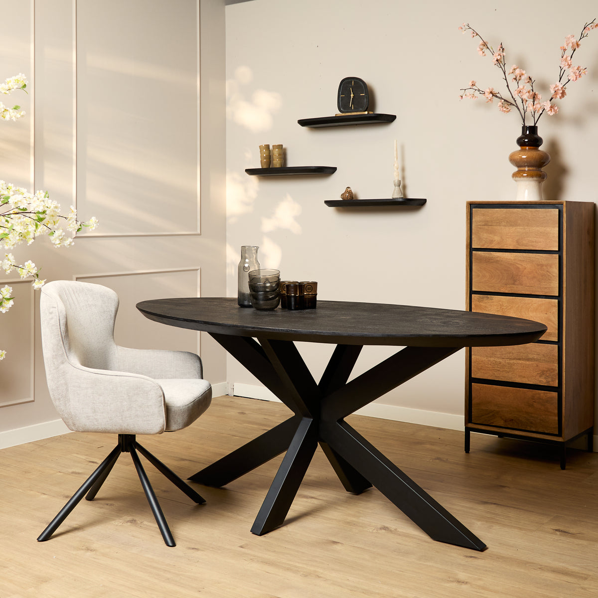 Eettafel Brandy Ovaal | Zwart