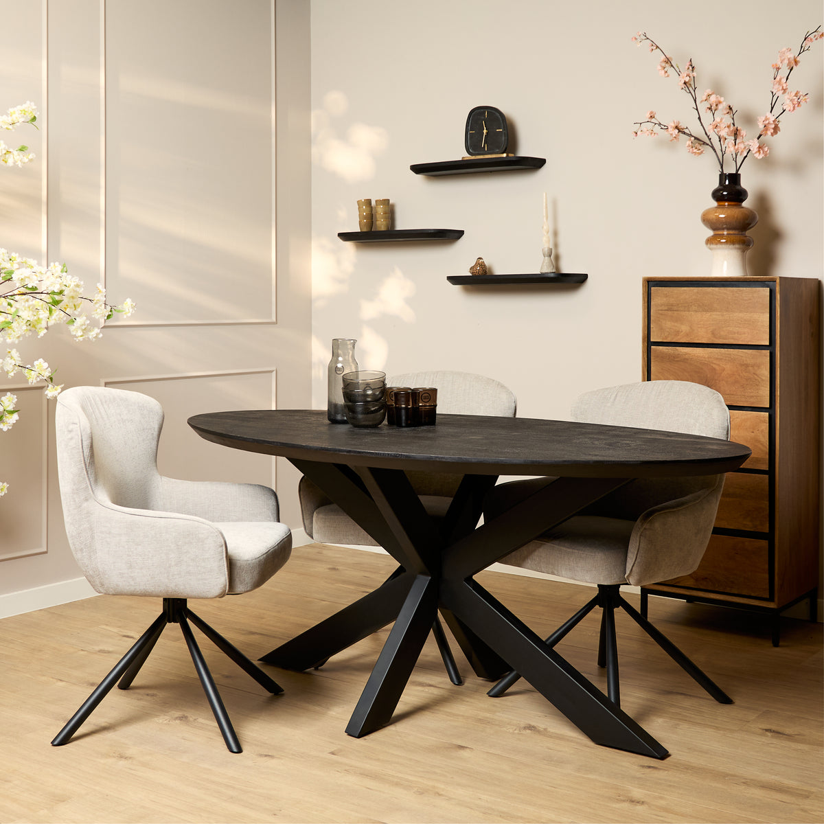Eettafel Brandy Ovaal | Zwart