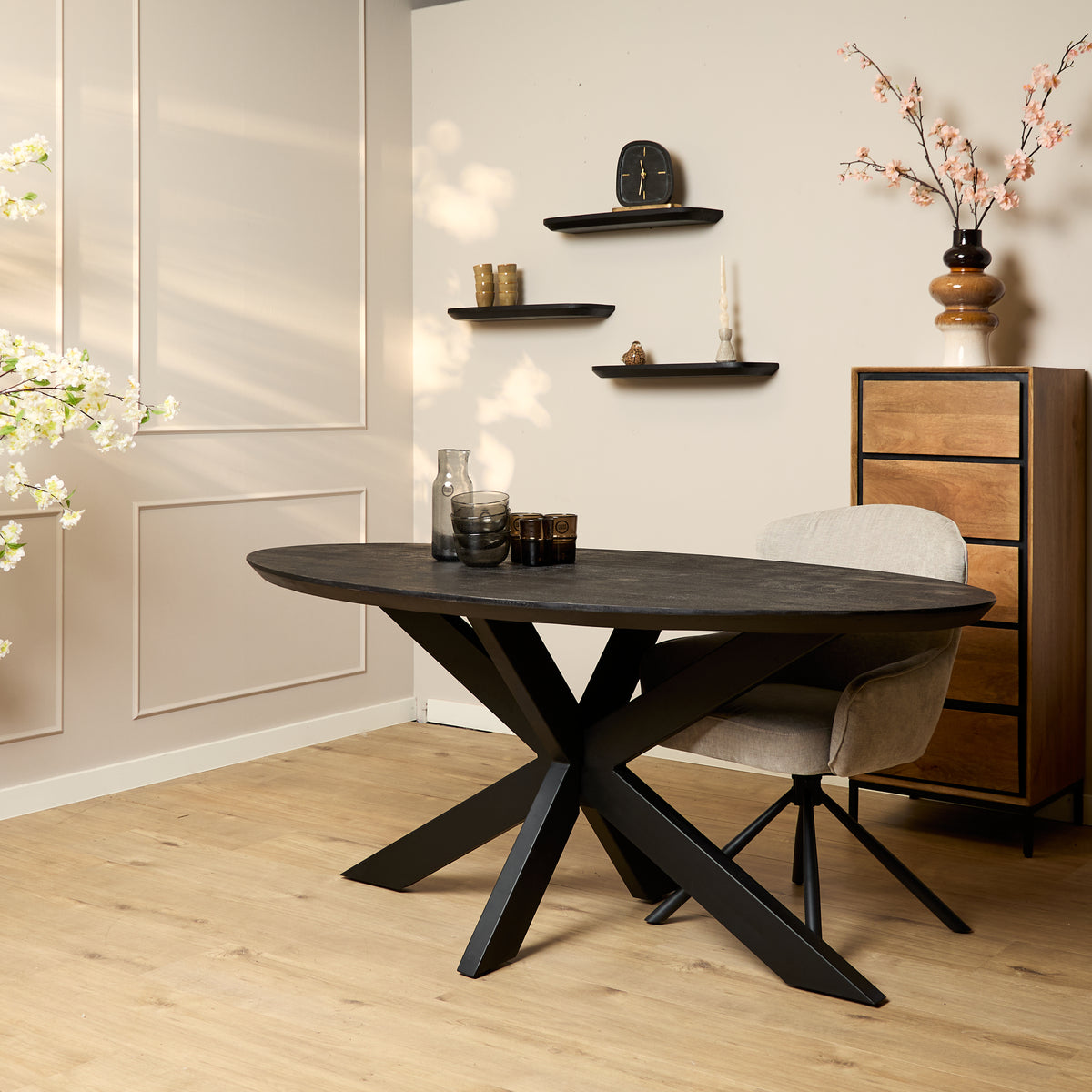Eettafel Brandy Ovaal | Zwart